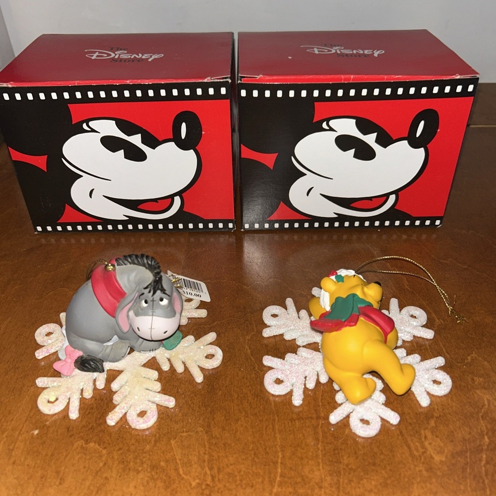 Disney Parks Winnie The Pooh & Eeyore Snowflake Ornament Christmas Glitter Set